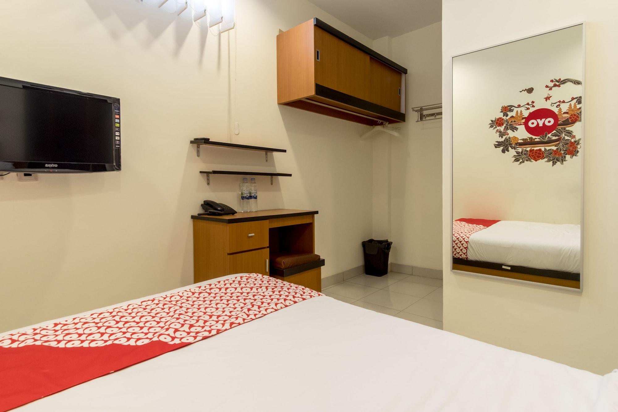 Oyo 294 Andrea Residence Syariah Medan Extérieur photo