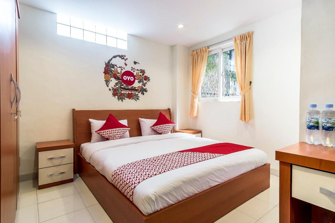 Oyo 294 Andrea Residence Syariah Medan Extérieur photo