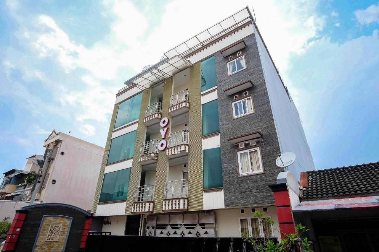 Oyo 294 Andrea Residence Syariah Medan Extérieur photo